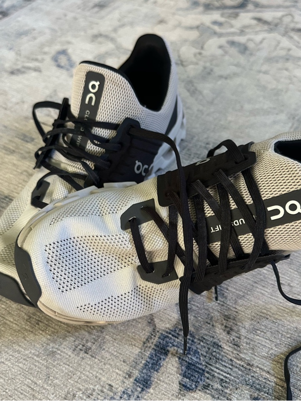 On Running CloudSwift White and Black Women’s Running Shoes